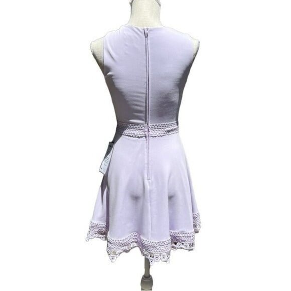 NEW w/tag B DARLIN Juniors' Crochet-Trimmed Scuba Fit & Flare Dress Size 3/4 - Picture 7 of 11